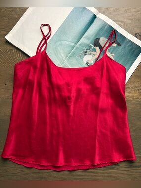 Vintage 90’s Victoria’s Secret Gold Label 100% Silk Top In Red Size M